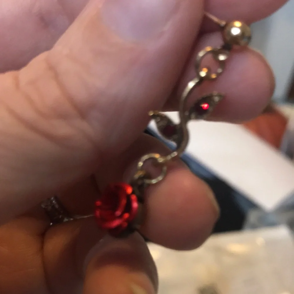 Elegant Red Rose Drop Earrings - Picture 3 of 4